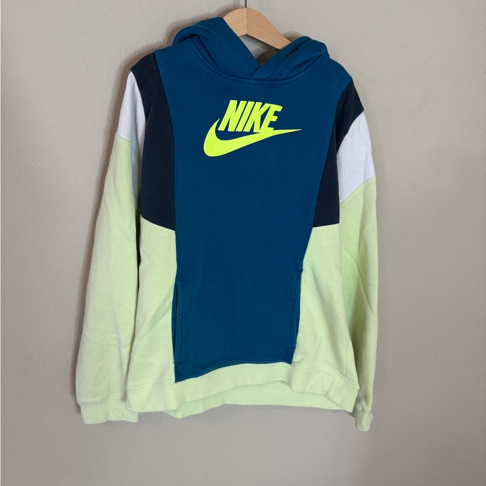 Nike Youth Hoodie Bundle Size L (2 Sweatshirts)